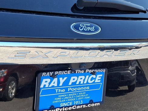 Certified 2023 Ford Explorer XLT w/ Equipment Group 202A image 31