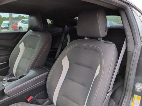 Used 2018 Chevrolet Camaro LT image 15
