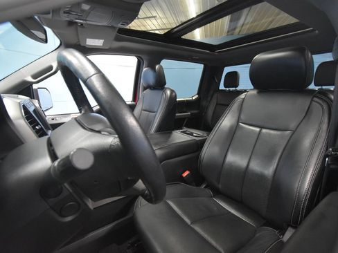Used 2020 Ford F150 Lariat w/ Equipment Group 502A Luxury AWD/4WD image 31