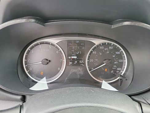 New 2025 Nissan Versa S image 29