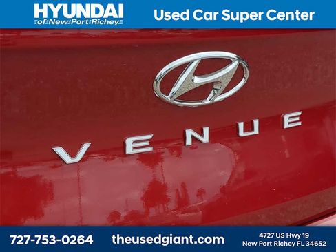 New 2026 Hyundai Venue SEL image 13