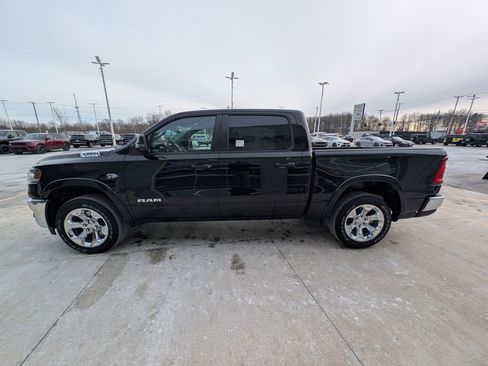 New 2026 RAM 1500 4x4 Crew Cab image 7