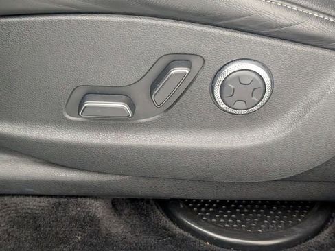 Used 2024 Genesis GV80 2.5T AWD/4WD image 14