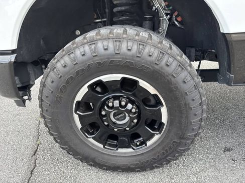 Used 2025 Ford F350 King Ranch w/ Tremor Off-Road Package AWD/4WD image 11