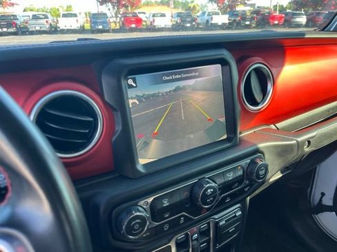 Used 2020 Jeep Gladiator Rubicon AWD/4WD image 23