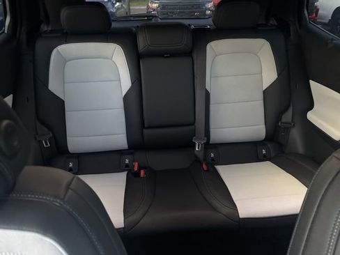 New 2026 Chevrolet Equinox EV LT w/ Convenience Package II FWD image 29