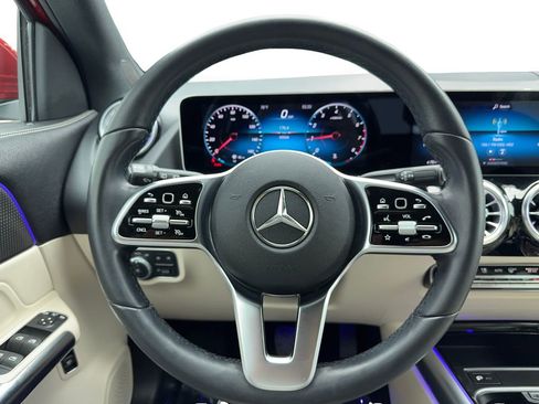 Used 2021 Mercedes-Benz GLA 250 image 15