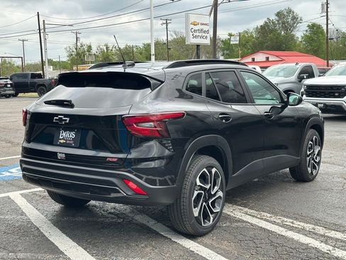 New 2026 Chevrolet Trax RS w/ Sunroof Package image 6