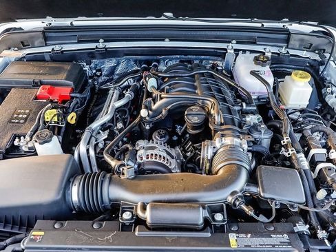 New 2026 Jeep Gladiator Mojave AWD/4WD image 32