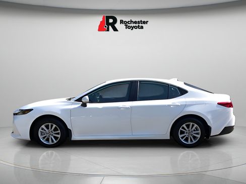 Certified 2026 Toyota Camry LE AWD/4WD image 4