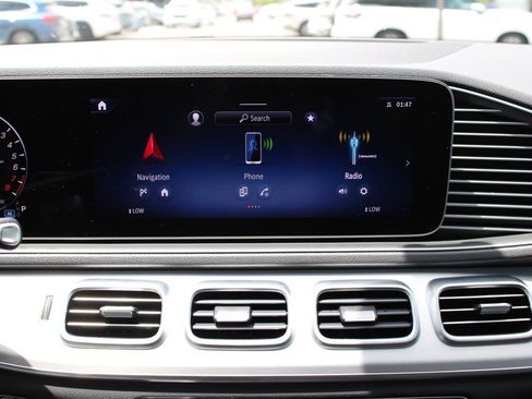 Used 2024 Mercedes-Benz GLE 450e 4MATIC image 18