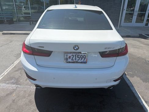 Used 2019 BMW 330i xDrive Sedan w/ Premium Package AWD/4WD image 4
