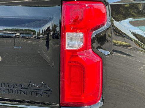Certified 2025 Chevrolet Silverado 1500 High Country w/ Midnight Edition image 48