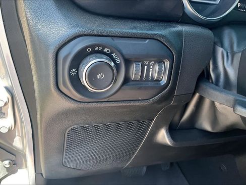 Used 2022 Jeep Wrangler Unlimited Rubicon AWD/4WD image 65