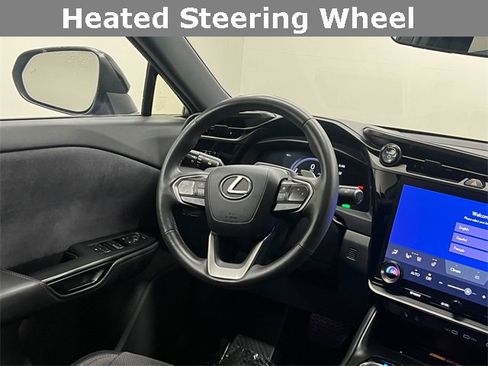 Used 2023 Lexus RZ 450e Premium image 15