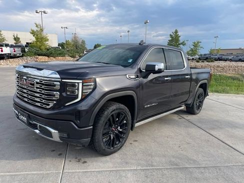 Used 2022 GMC Sierra 1500 Denali AWD/4WD image 3