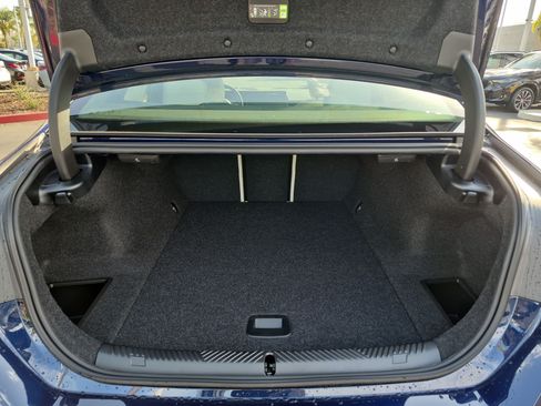 New 2027 BMW i5 eDrive40 w/ M Sport Package RWD image 32