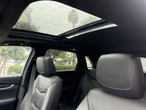 Used 2023 Cadillac XT5 Premium Luxury image 18