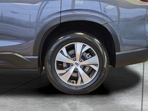 Used 2025 Subaru Ascent Premium image 29