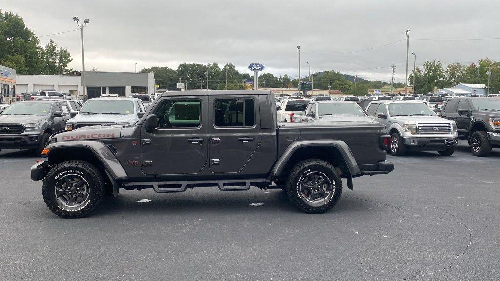 Used 2023 Jeep Gladiator Rubicon w/ Cold Weather Group AWD/4WD image 8