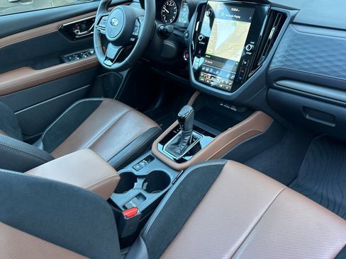 Used 2025 Subaru Forester Touring w/ Popular Package - Touring image 18