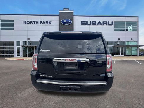 Used 2019 GMC Yukon XL Denali w/ Denali Ultimate Package AWD/4WD image 4