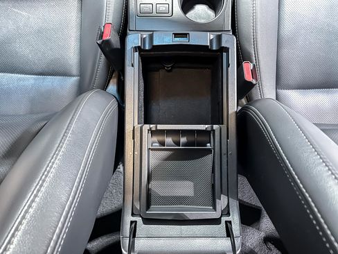 Used 2017 Subaru Outback 2.5i Limited image 33