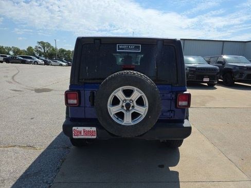Used 2020 Jeep Wrangler Unlimited Sport S AWD/4WD image 7