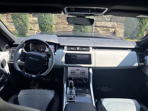 Used 2021 Land Rover Range Rover Sport SVR AWD/4WD image 12