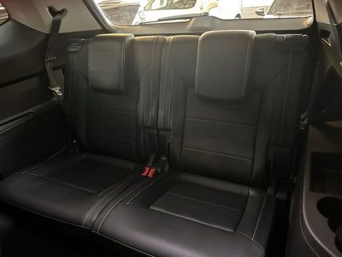 Used 2021 Volkswagen Atlas SE image 18