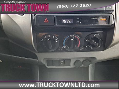 Used 2013 Toyota Tacoma PreRunner w/ SR5 Pkg image 18