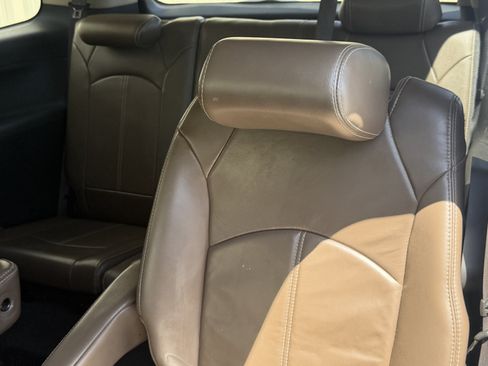Used 2014 GMC Acadia SLT FWD image 22