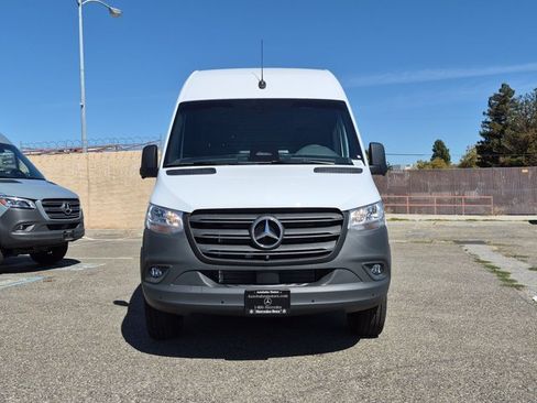 New 2026 Mercedes-Benz Sprinter 2500 image 6