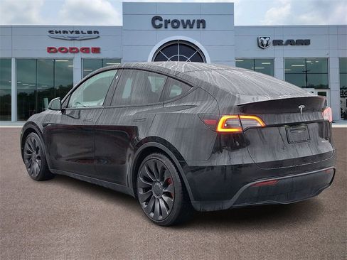 Used 2022 Tesla Model Y Performance image 4