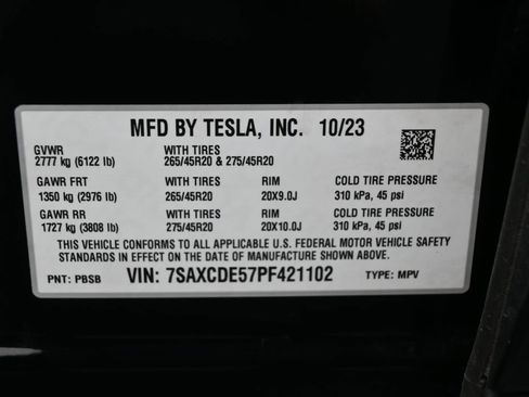 Used 2023 Tesla Model X image 8