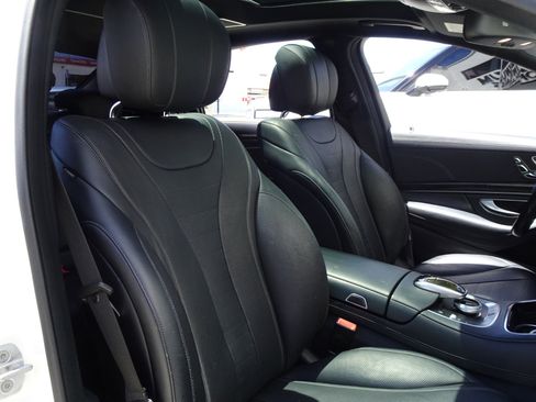 Used 2015 Mercedes-Benz S 550 Sedan image 18
