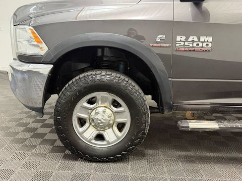 Used 2018 RAM 2500 Tradesman w/ Chrome Appearance Group AWD/4WD image 25