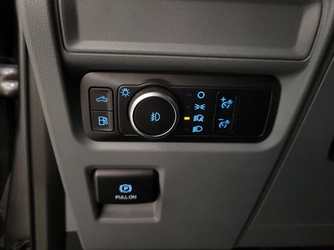 Used 2024 Ford F150 XLT w/ Mobile Office Package image 22