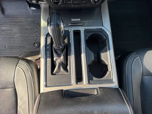 Used 2015 Ford F150 Lariat w/ Equipment Group 502A Luxury image 18