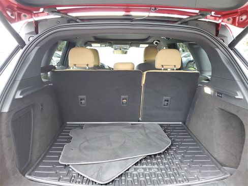 Certified 2022 Lincoln Corsair Reserve w/ Sport Package image 6