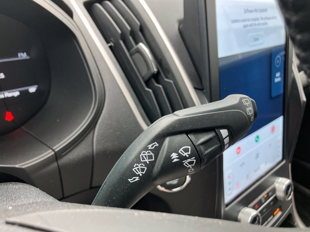 Used 2024 Ford Edge SEL w/ Convenience Package AWD/4WD image 14