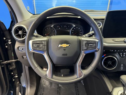 Used 2024 Chevrolet Blazer LT w/ Convenience Package FWD image 14