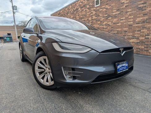 Used 2016 Tesla Model X 75D image 23
