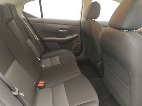 Used 2021 Nissan Sentra SV image 19