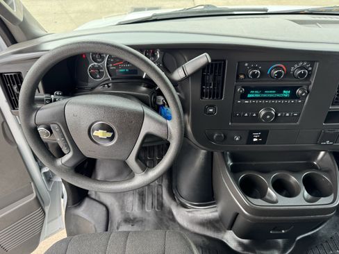 Used 2024 Chevrolet Express 2500 w/ Driver Convenience Package RWD image 13