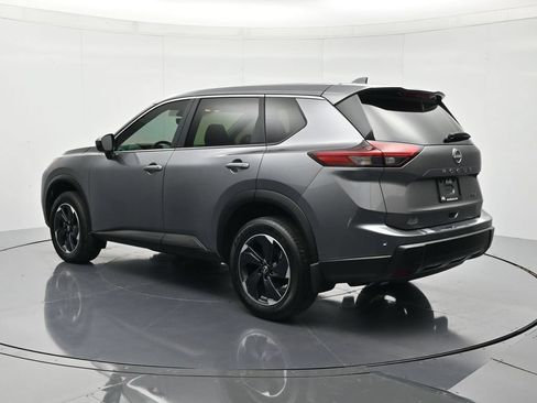 Certified 2024 Nissan Rogue SV FWD image 7