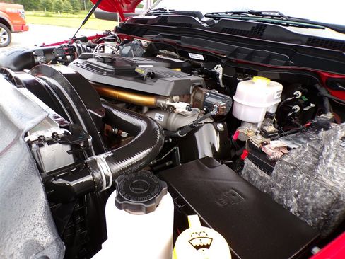 Used 2018 RAM 2500 Laramie w/ Off Road Package image 21