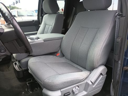 Used 2013 Ford F150 XLT w/ Mid Equipment Group RWD image 18