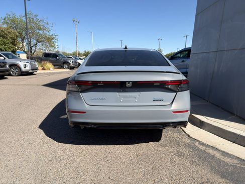 Used 2023 Honda Accord Sport image 7