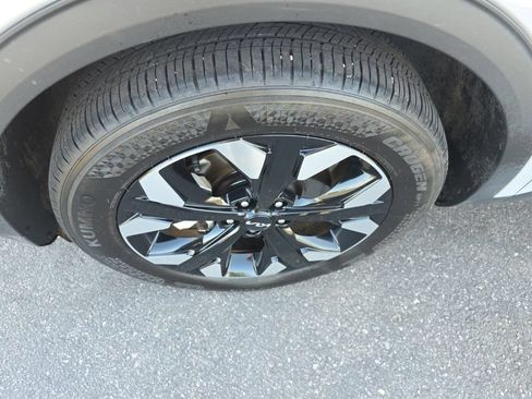 Used 2024 Kia Sportage X-Line w/ X-Line Premium Package AWD/4WD image 11